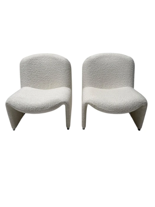 Giancarlo Piretti Two Mid-Century Modern Alky Lounge Chairs in Bouclé, 1970s
